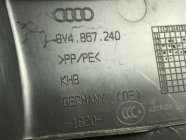 Audi A3/S3 8V (2012 - 2016) 8V4867240 Нижняя обшивка стойки B — фото 3