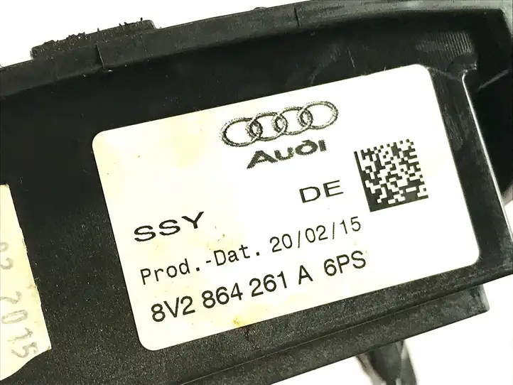 Audi A3/S3 8V (2012 - 2016) 8V2864261A Другая деталь консоли (туннеля) — фото 5