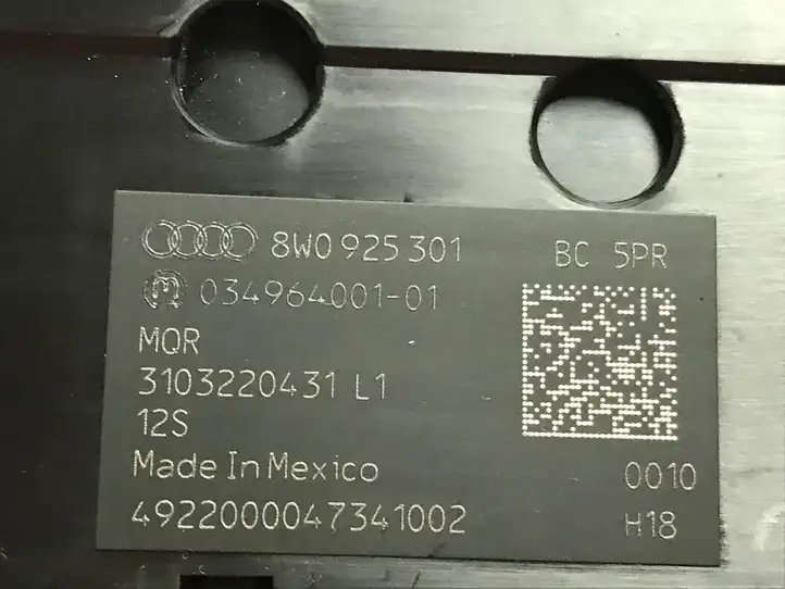 Audi A4 S4 B9 8W (2019 - ) 8W0925301 Блок кнопок на панели — фото 3