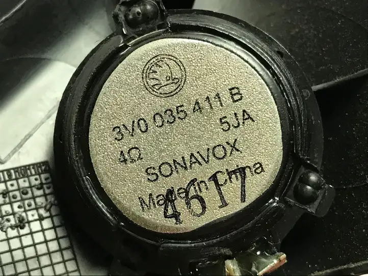 Skoda Superb B8 (3V) (2015 - 2023) 3V0835411B Твитер передней двери — фото 4