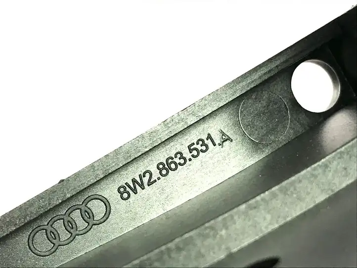 Audi A4 S4 B9 8W (2019 - ) 8W2863531A Другая деталь консоли (туннеля) — фото 2