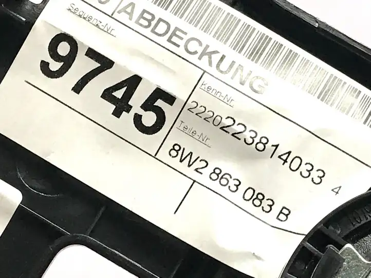 Audi A4 S4 B9 8W (2019 - ) 8W2863083B Нижняя отделка панели приборов — фото 6