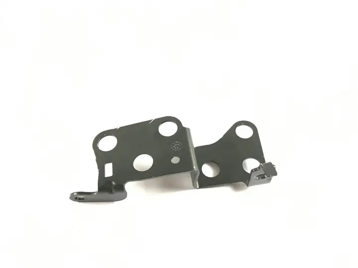 Audi A4 (2019 - )  8W0121305AH Другая деталь отсека двигателя