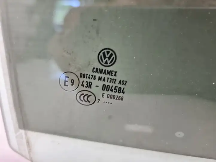 Volkswagen Golf V (2003 - 2009) Стекло задней двери — фото 2