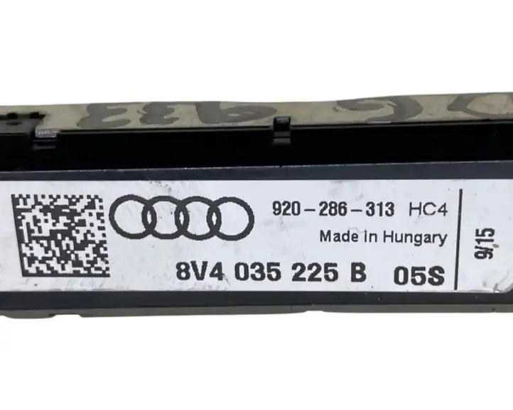 Audi A3/S3 8V (2012 - 2016) 8V4035225B Усилитель антенны — фото 4