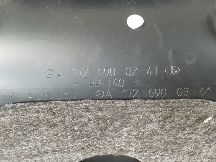 Mercedes-Benz SLK R172 (2011 - 2017) A1726900241 Обшивка багажника — фото 3