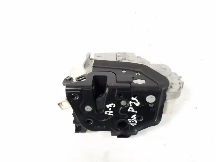 Audi A3/S3 8V (2012 - 2016) 8X2837016 Замок ручки двери — фото 2
