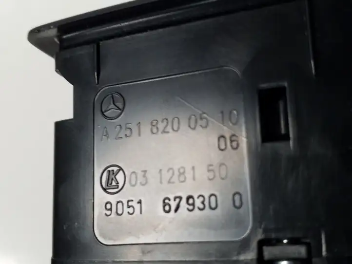 Mercedes-Benz R W251 (2005 - 2013) A2518200510 Блок кнопок стеклоподъемников — фото 3