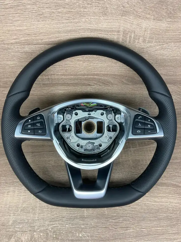 Mercedes-Benz C W205 (2014 - 2021) 3078736 Кнопки на рулевом колесе — фото 1