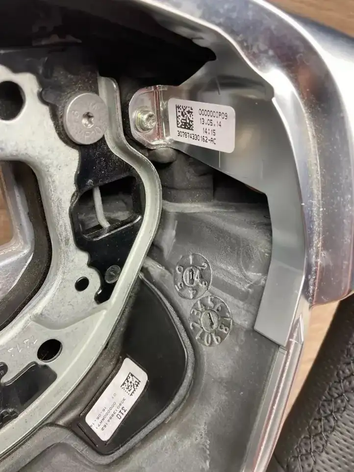 Mercedes-Benz C W205 (2014 - 2021) 3078736 Кнопки на рулевом колесе — фото 11