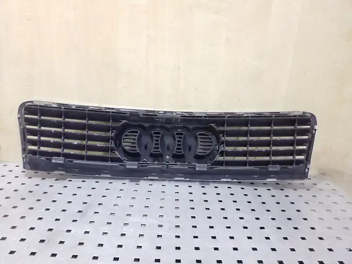 Audi A6 S6 C5 4B (2001 - 2004) 4B0853651F Передняя решетка — фото 2