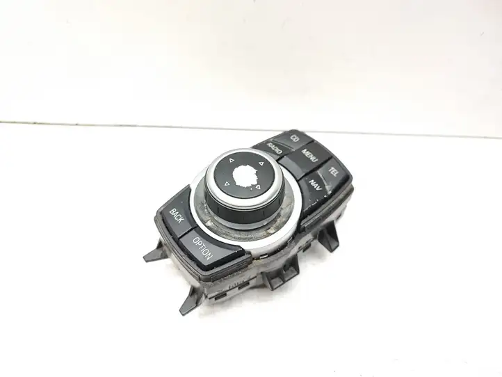 BMW 5 E60 E61 (2004 - 2010) 9213309 Контроллер мультимедийной системы — фото 1