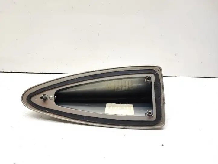 BMW 5 E60 E61 (2004 - 2010) 9147683 Крышка GPS-антенны — фото 3
