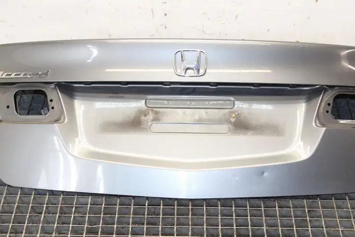 Honda Accord (2008 - 2016) Крышка багажника — фото 4