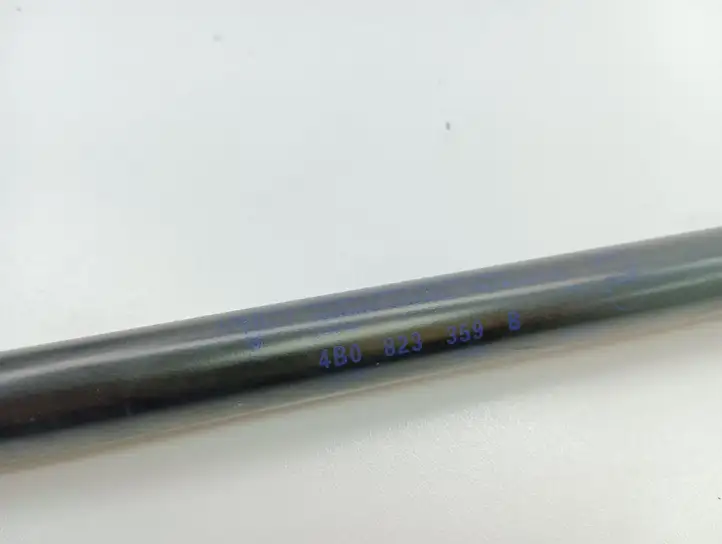 Audi A6 S6 C5 4B (1997 - 2001) 4B0823359B Газовый упор капота — фото 6