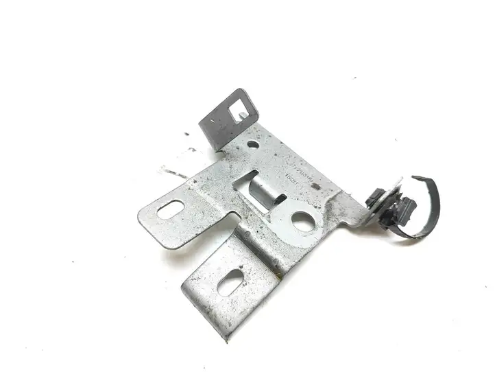 Peugeot 3008 II (2016 - 2023)  8178395 Другая внешняя деталь