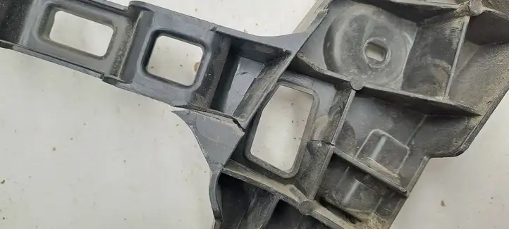 Volkswagen PASSAT B8 (2015 - ) 3G5807356 Кронштейн заднего бампера — фото 3