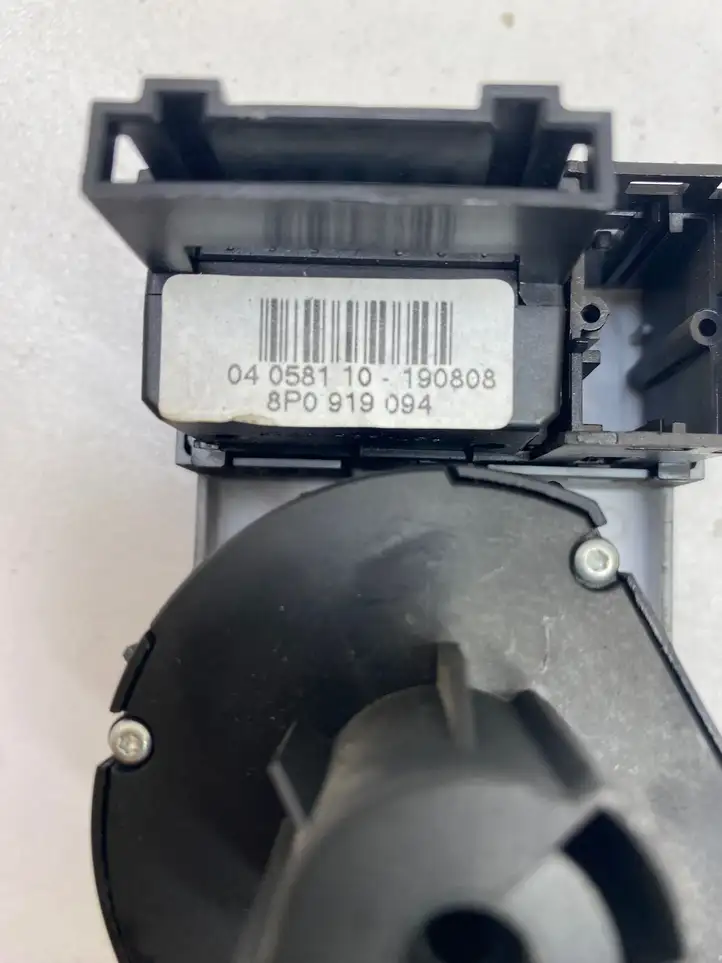 Audi A3/S3 8P (2008 - 2013) 8P2941531AE Включатель фонарей — фото 2