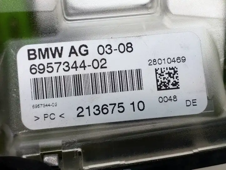 BMW 5 E60 E61 (2004 - 2010) 6957344 GPS антенна — фото 6