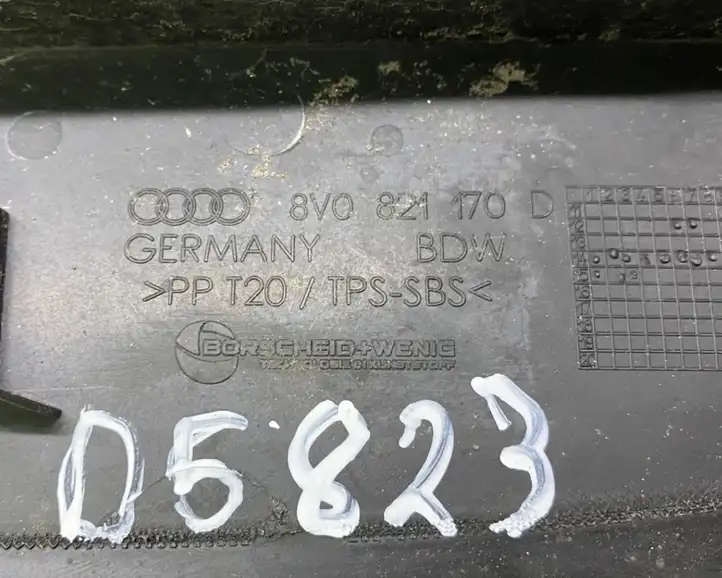 Audi A3/S3 8V (2012 - 2016) 8V0821170D Накладка крыла — фото 5