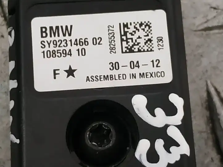BMW 3 F30 F35 F31 (2012 - 2018) 9231466 Усилитель антенны — фото 5