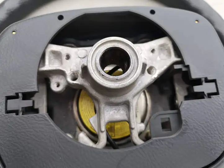 Toyota Avensis Verso (2004 - 2009) 971J Руль — фото 8