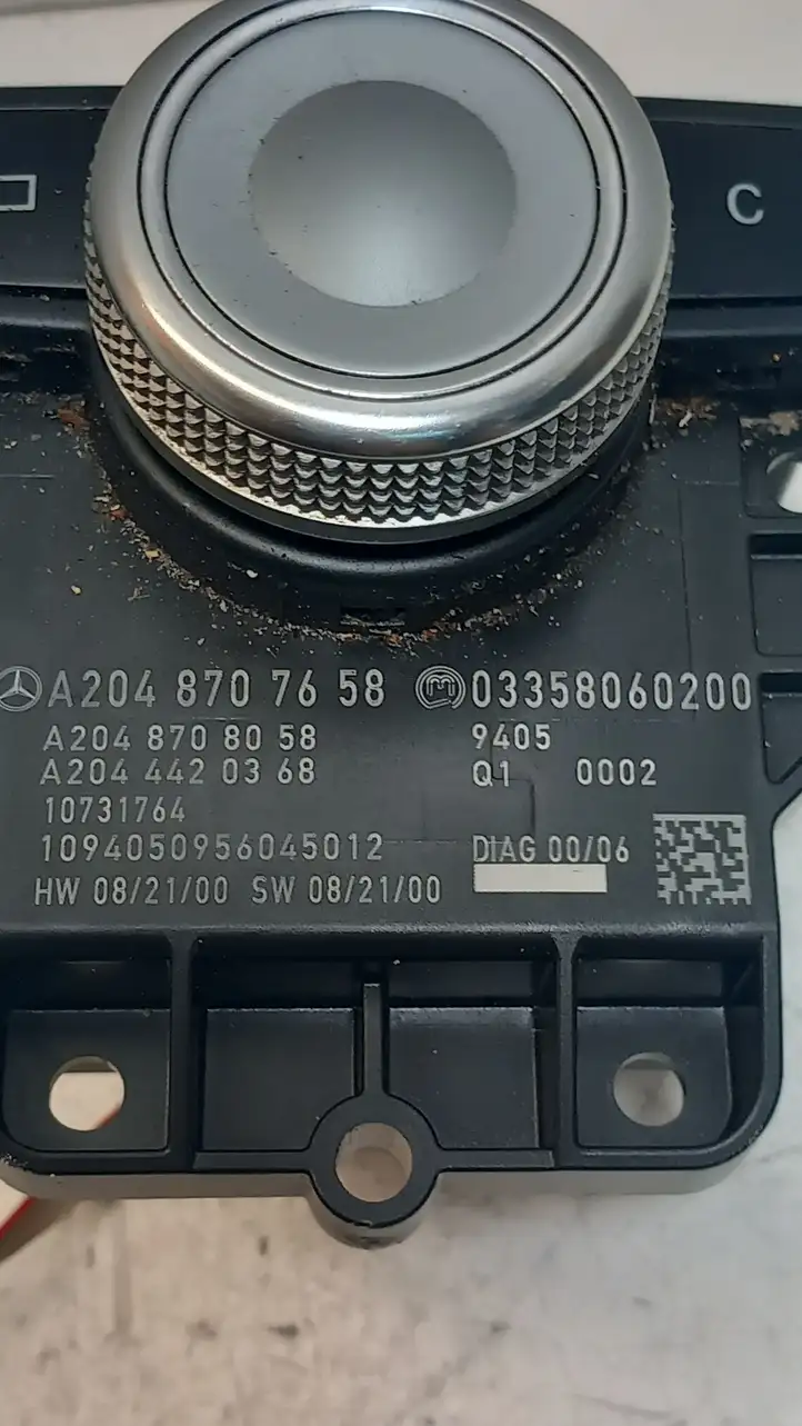 Mercedes-Benz C W204 (2007 - 2014) A2048707658 Контроллер мультимедийной системы — фото 2