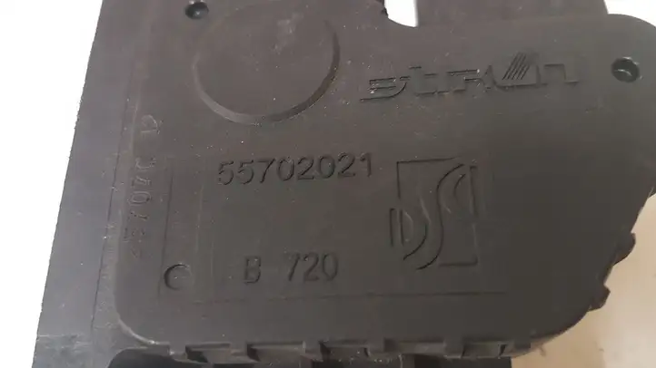 Opel Corsa D (2006 - 2010) 55702021 Педаль акселератора — фото 2