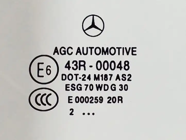 Mercedes-Benz C W204 (2007 - 2014) A2046701900 Заднее боковое стекло — фото 2