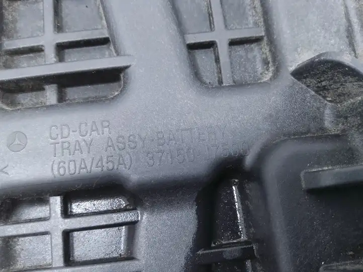 Kia Ceed (2018 - 2021) 37150J7500 Держатель аккумулятора — фото 3