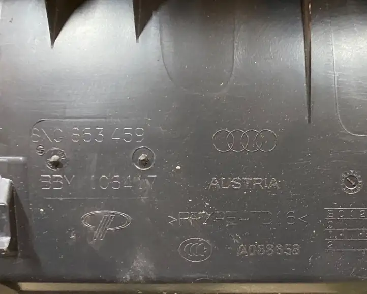 Audi S1 (2014 - 2019) 8X0863459 Отделка порога багажника — фото 3