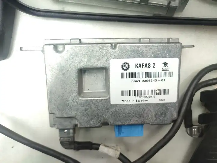 BMW 5 F10 F11 (2009 - 2016) 9281720 Камера в лобовом стекле — фото 11