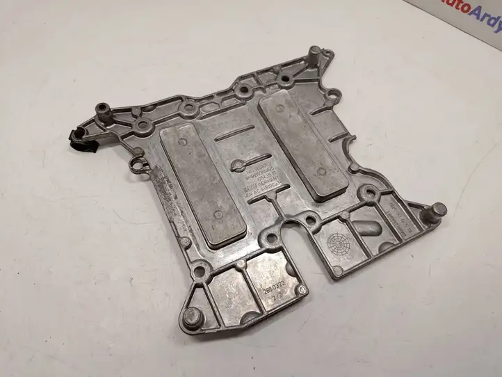 BMW 2 F22 F23 (2013 - 2017)  11617608759 Другая деталь отсека двигателя