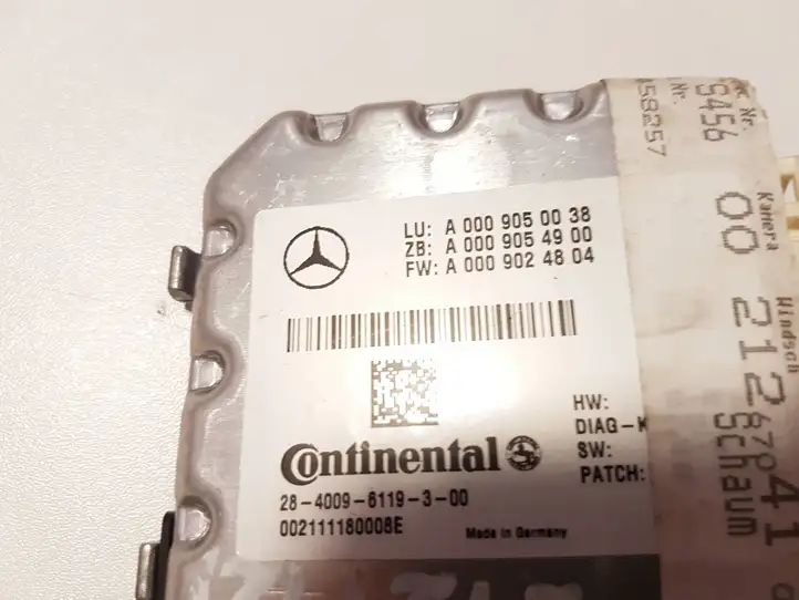 Mercedes-Benz E W212 (2009 - 2016) A0009050038 Камера в лобовом стекле — фото 5