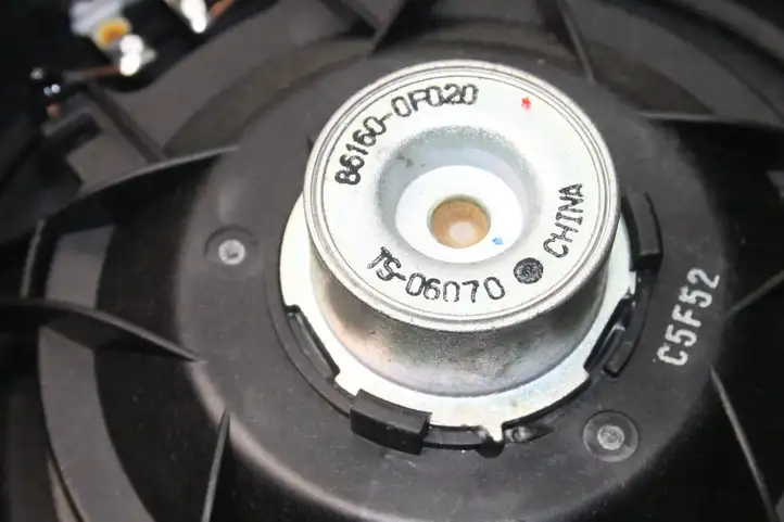 Toyota Corolla Verso E121 (2004 - 2007) 861600F020 Динамики передних дверей — фото 5