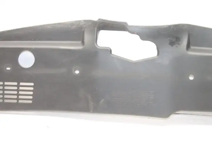Toyota Corolla Verso E121 (2004 - 2007) 532890F010 Облицовка радиатора — фото 3