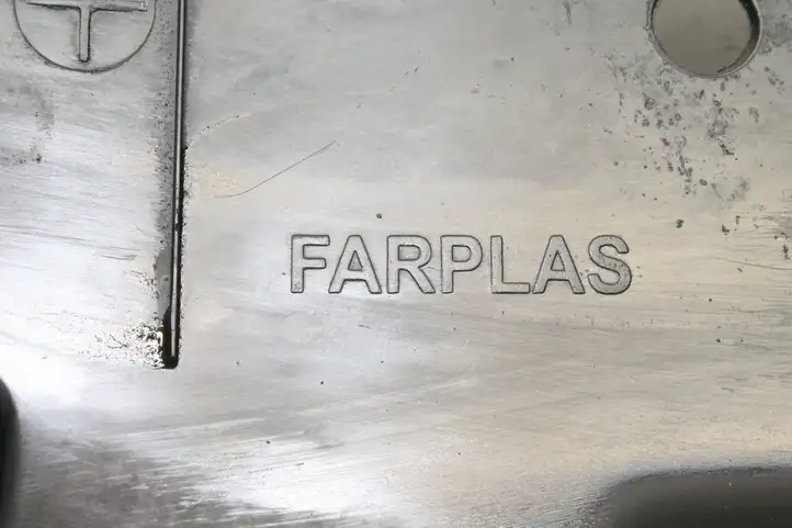 Toyota Corolla Verso E121 (2004 - 2007) 532890F010 Облицовка радиатора — фото 6