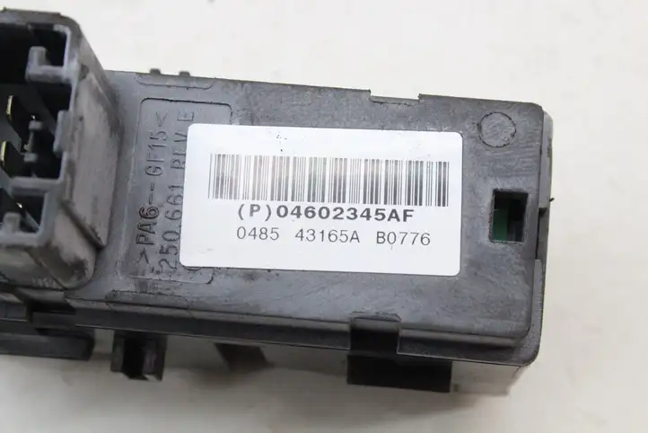 Jeep Grand Cherokee (WK) (2004 - 2010) 04602345AF Блок кнопок стеклоподъемников — фото 4