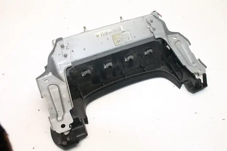Mitsubishi Outlander (2012 - 2014) 7030A31753 Коленная подушка безопасности — фото 4