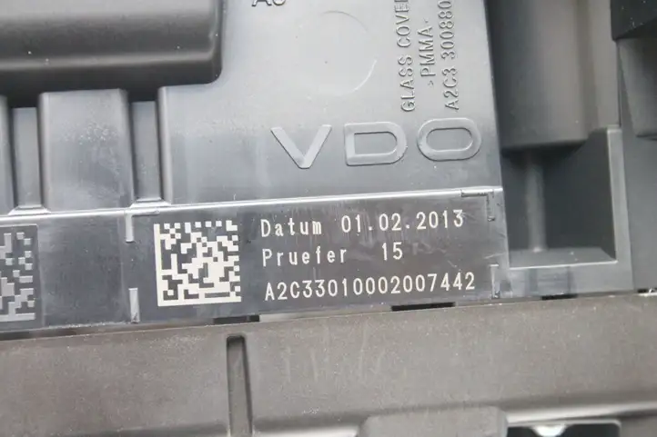 Skoda Octavia Mk3 (5E) (2013 - 2019) 5E0920970D Спидометр — фото 9