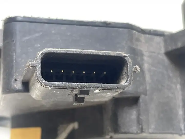 Renault Clio III (2005 - 2012) 8200297335 Педаль акселератора — фото 3