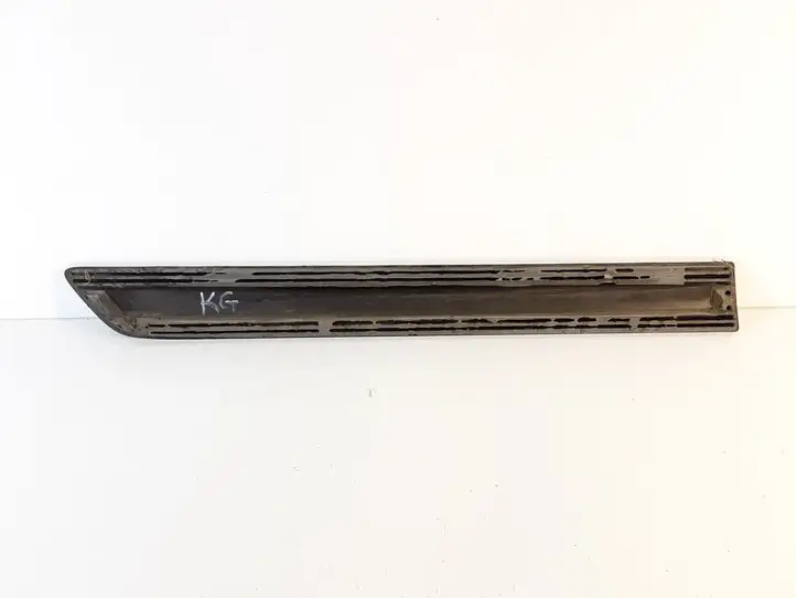 Toyota Corolla E120 E130 (2000 - 2004) 7565202040 Молдинг заднего крыла — фото 4