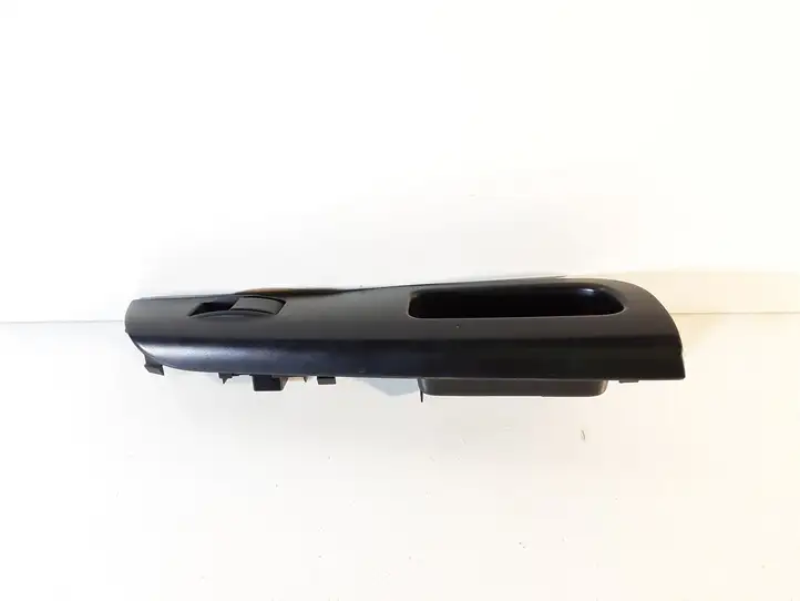 Toyota Corolla E120 E130 (2000 - 2004) 8481002040 Кнопка стеклоподъемников — фото 2