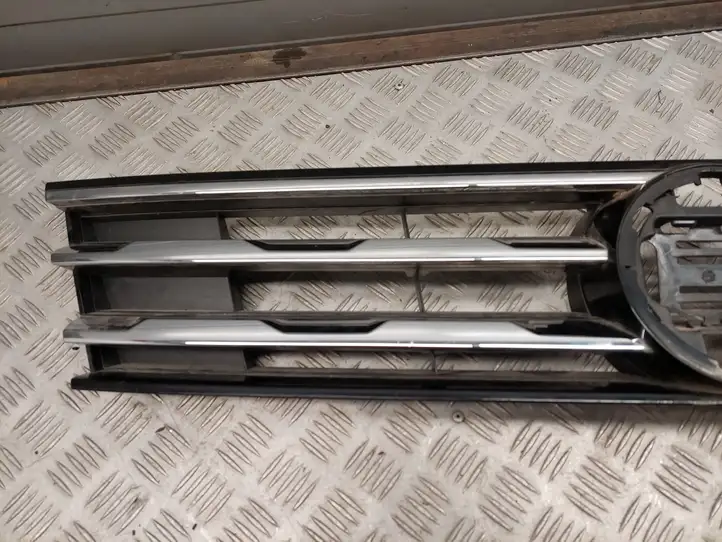 Volkswagen Tiguan Allspace (2017 - ) 5NG853653 Передняя решетка — фото 2