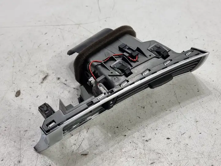 Audi A6 S6 C6 4F (2004 - 2008) 4F1820901 Боковой воздушный дефлектор — фото 5