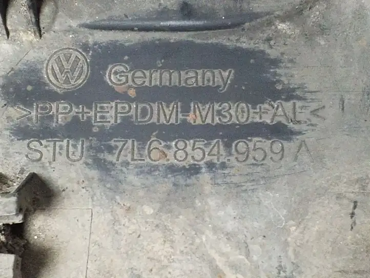 Volkswagen Touareg I (2002 - 2010) 7L6854959A Молдинг крыла — фото 5