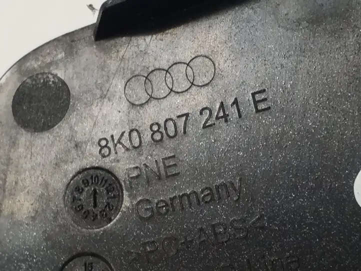 Audi A4 S4 B8 8K (2011 - 2015) 8K0807241E Заглушка буксировочной петли — фото 3