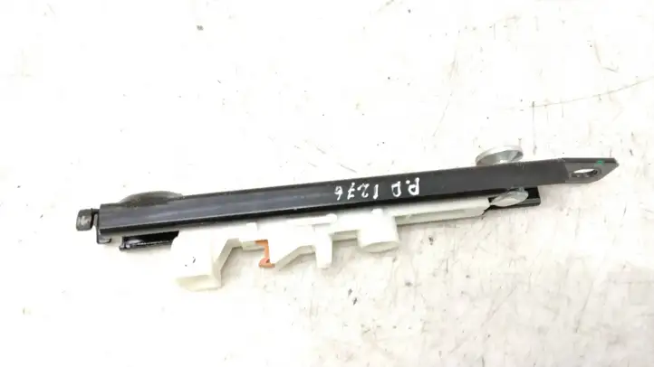 Renault Latitude (L70) (2010 - 2014) 878240010R Регулятор ремня безопасности — фото 6