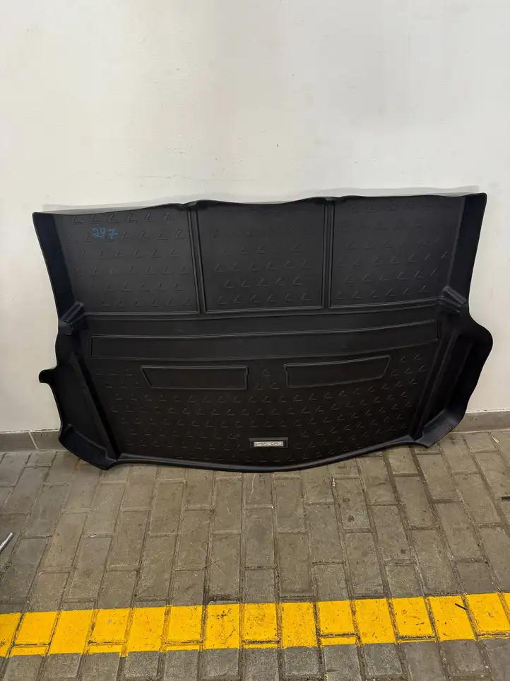 Lexus RX 450H (2015 - 2019) PW2410E000 Резиновый коврик багажника — фото 1