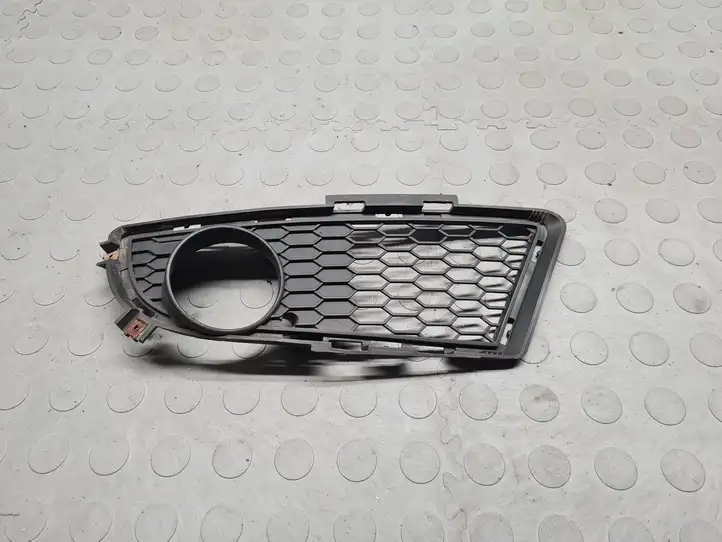 BMW 3 E90 E91 (2005 - 2012) 7891395 Решетка противотуманной фары — фото 1